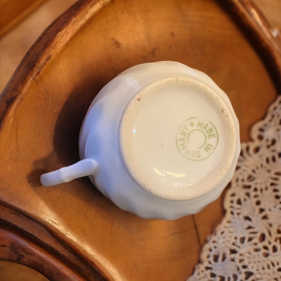 Lovely Antique coffee / teacup made in Germany - Picture 5 of 5